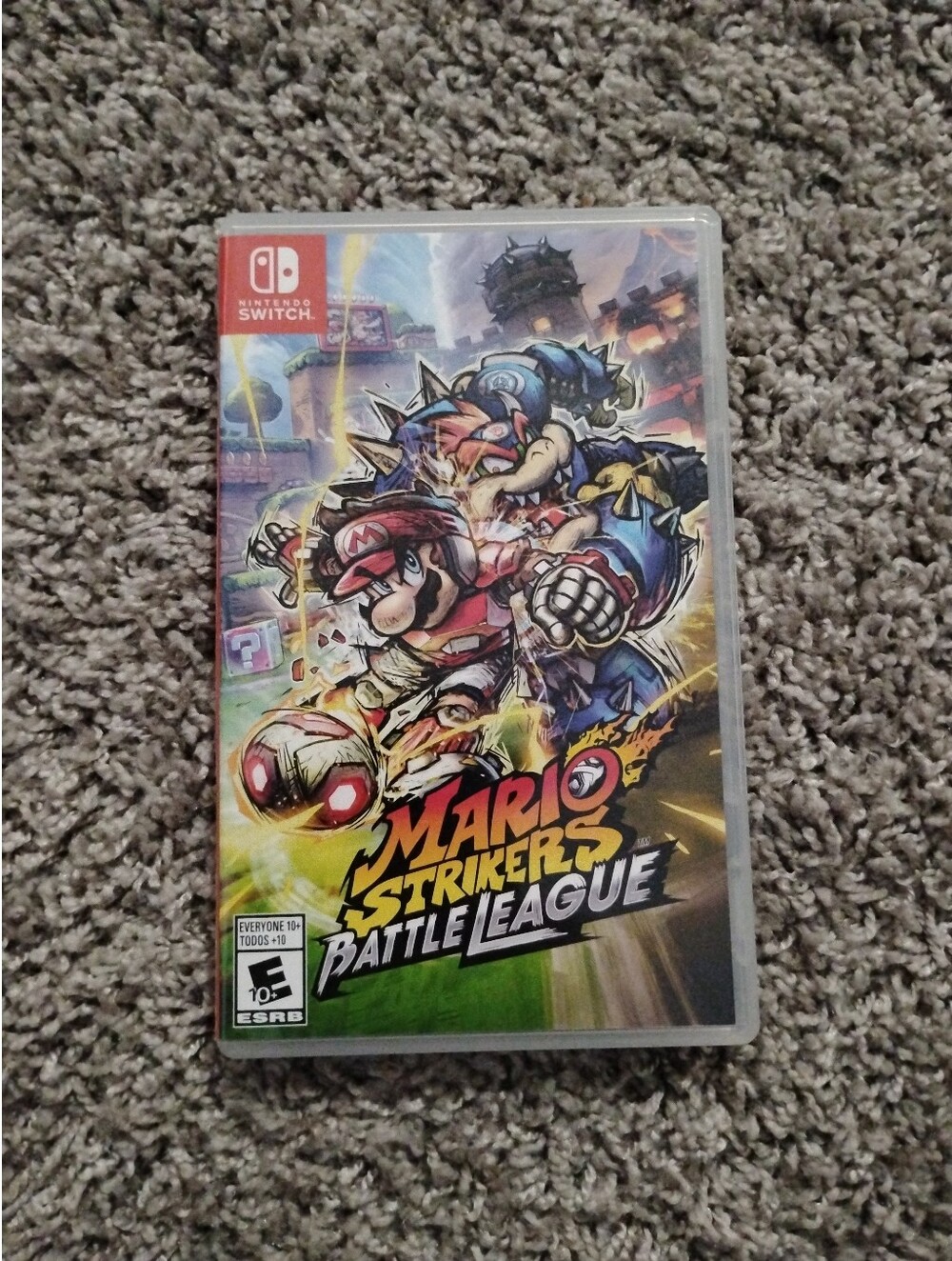 Mario Strikers: Battle League (Nintendo Switch) - Complete in Box (CIB)